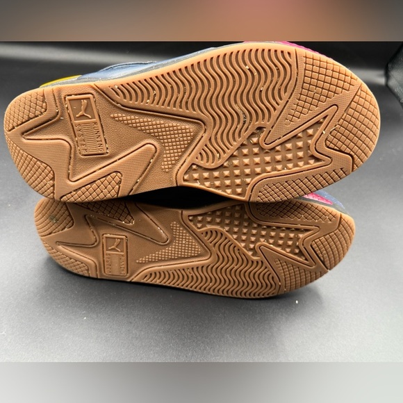 Puma Black and Blue Sneakers Dynamic Design - Picture 14 of 14